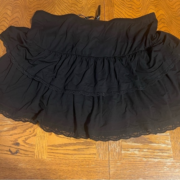 Cosmic Aura Lace-Up Ruffle Tiered Mini Skirt in Black Sz 3 Gothic Cross Charms - Picture 13 of 16